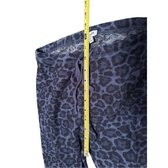 Splendid pj set - long sleeve jogger pants - sz small- leopard thermal waffle bl - Picture 2 of 12